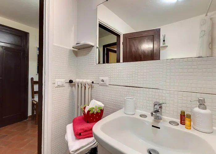 Florentine Style Apartment *