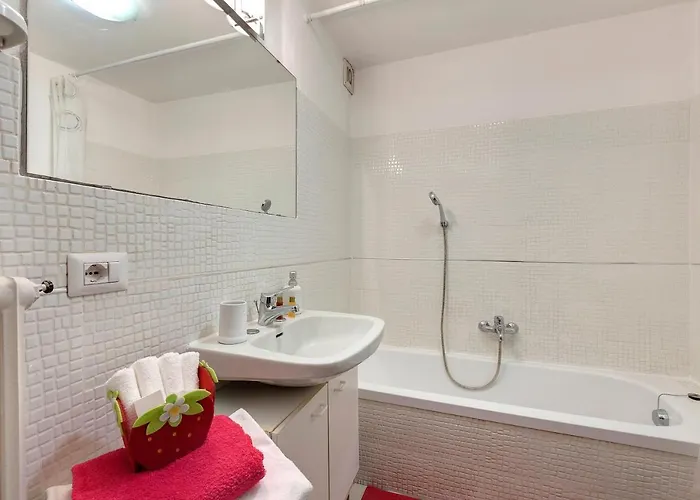 Apartment Florentine Style *