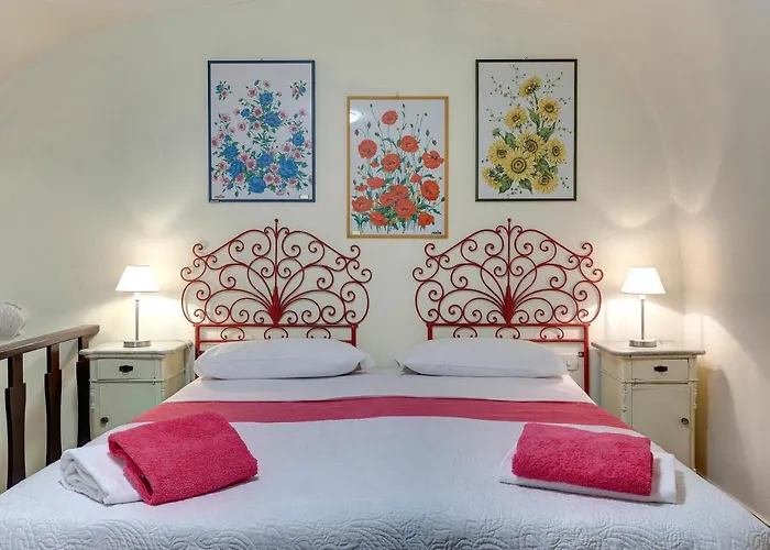 Florentine Style Apartment *