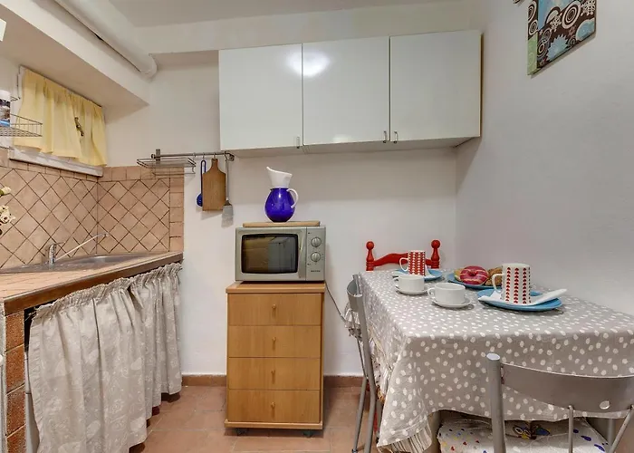 Apartment Florentine Style