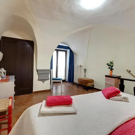 Florentine Style Apartment Florence