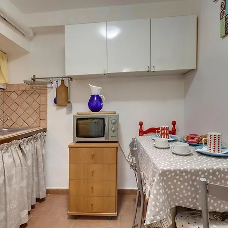 Apartment Florentine Style